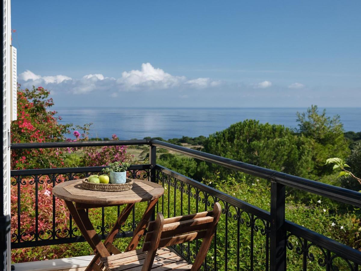 Lithies Sea View Boutique Hotel Koríthion Eksteriør bilde